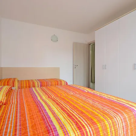 Fiore-1 By Interhome