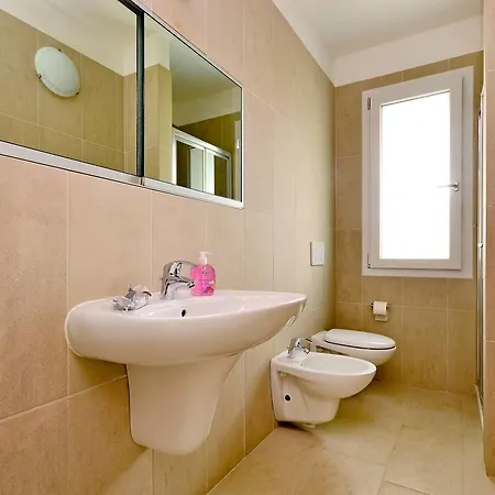 Fiore-1 By Interhome Lägenhet Lignano Sabbiadoro